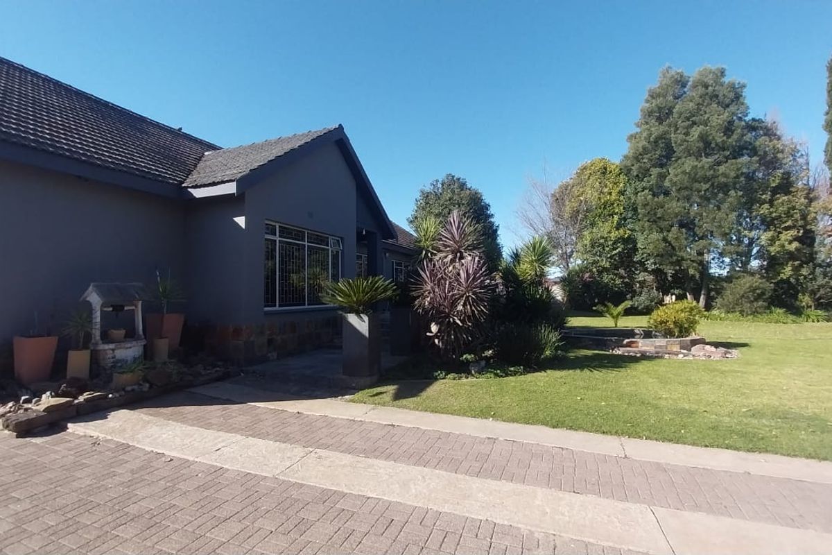 Spacious Family Home in Bethal - Photo 2