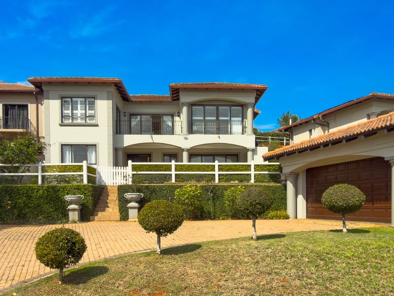 Umhlali Golf Estate Family Home with elevated views - Photo 1