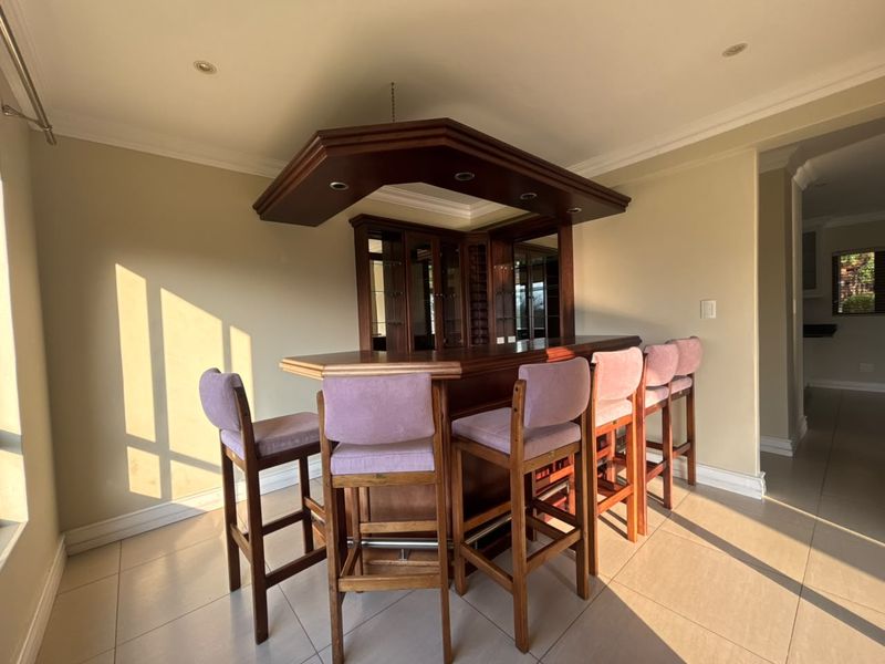 Stunning 3-bedroom house for sale in Umhlali Golf Estate, Ballito – luxury living awaits you! - Photo 5