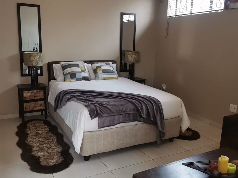 Modern fully furnished cottage in Glenanda to rent - Photo 6