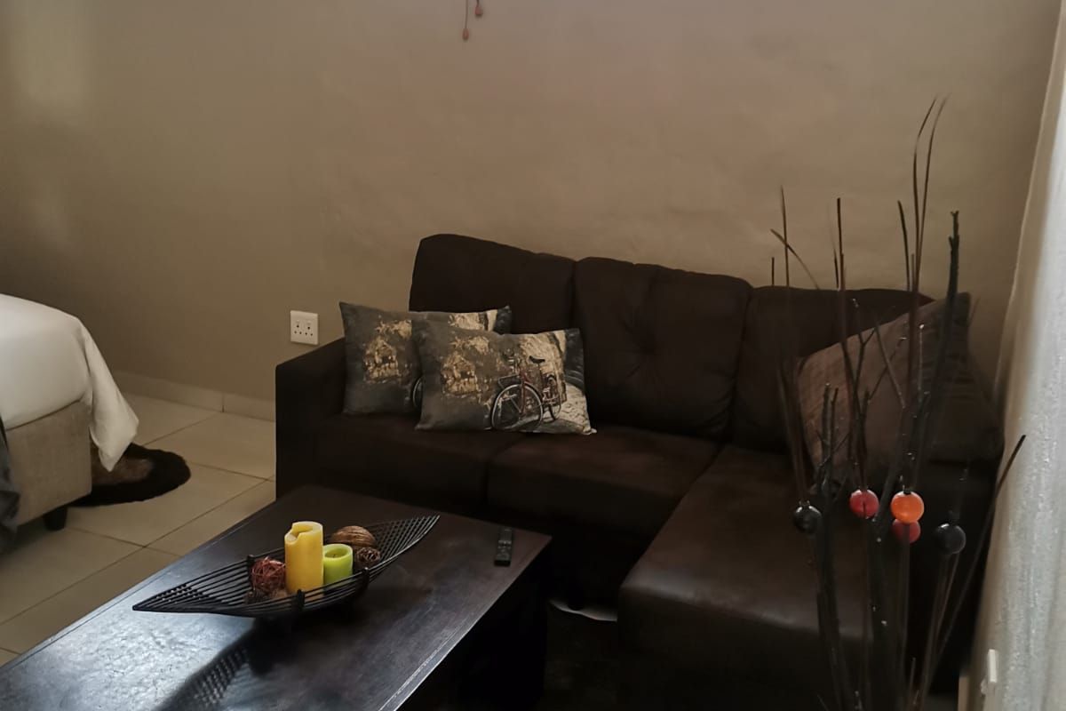 Modern fully furnished cottage in Glenanda to rent - Photo 4