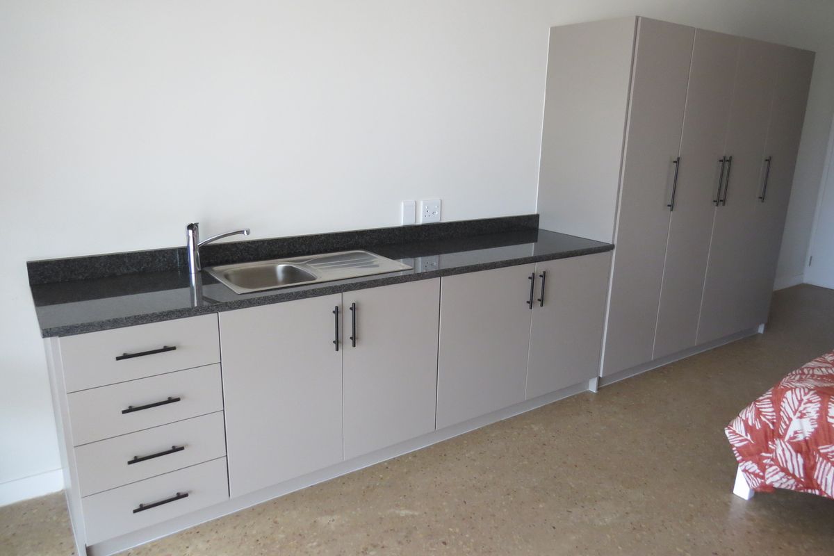 Units at Carewell Stilbaai Sub-acute hospital up for grabs - Photo 5