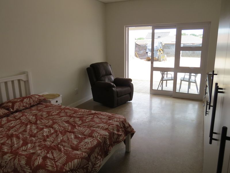 Units at Carewell Stilbaai Sub-acute hospital up for grabs - Photo 3