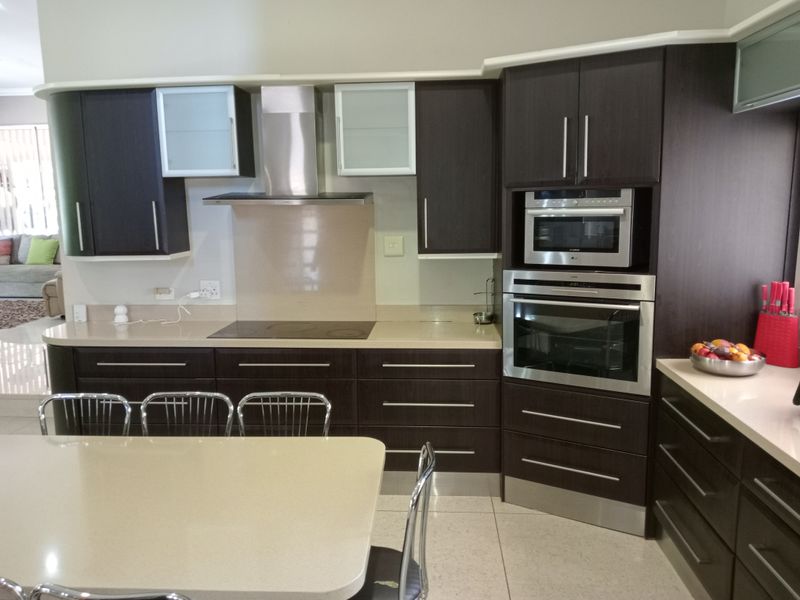 Dream Family Home in Vanes Estate! - Photo 7