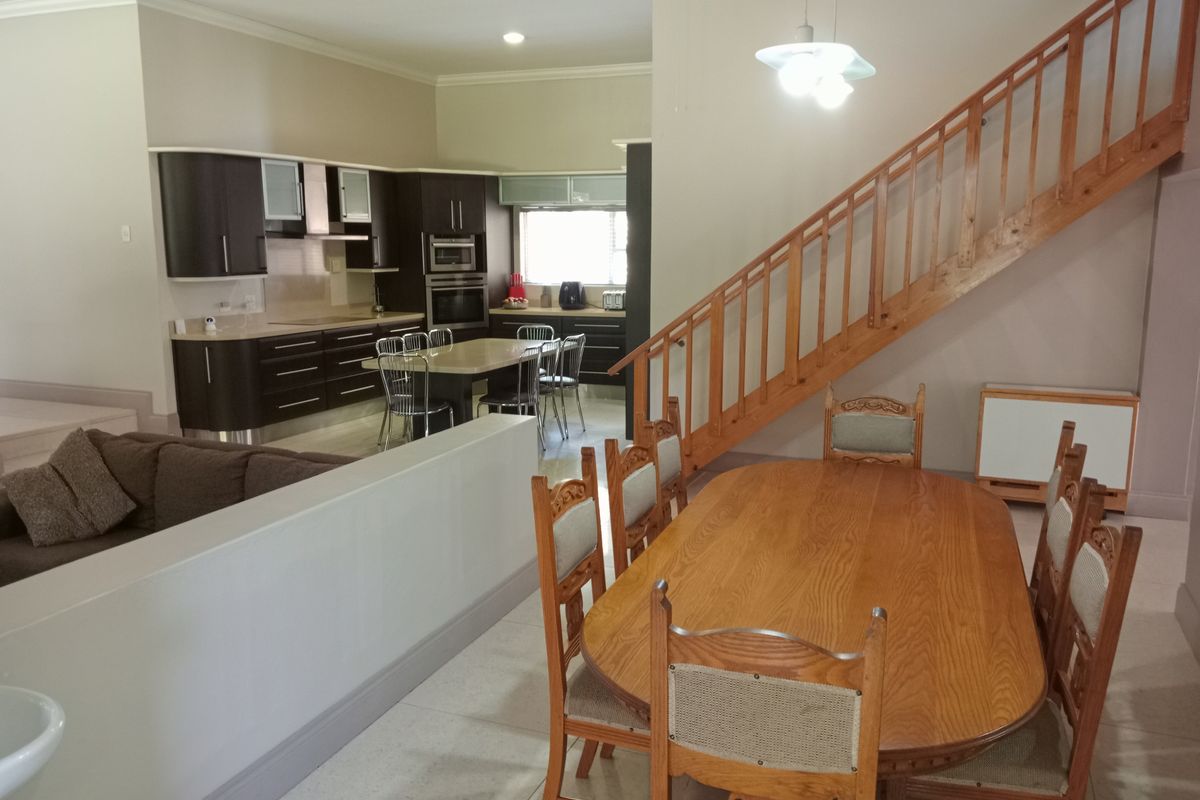 Dream Family Home in Vanes Estate! - Photo 3