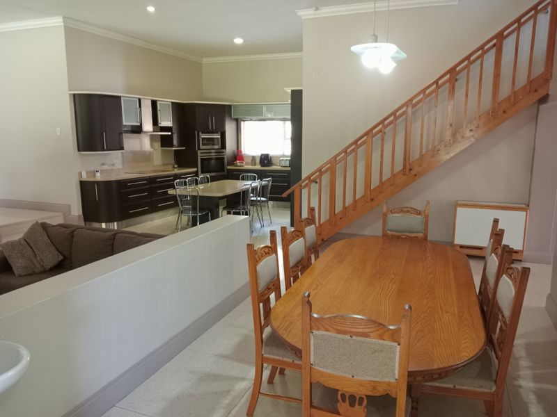 Dream Family Home in Vanes Estate! - Photo 3