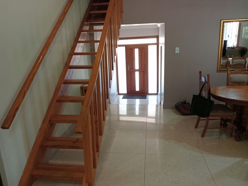 Dream Family Home in Vanes Estate! - Photo 4