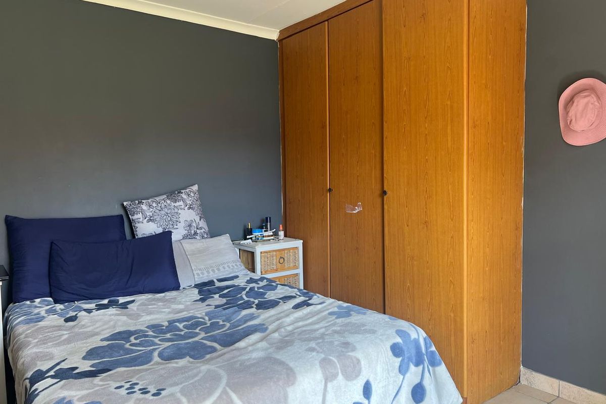 Charming 3-bedroom townhouse to let - perfect for comfortable family living! - Photo 5