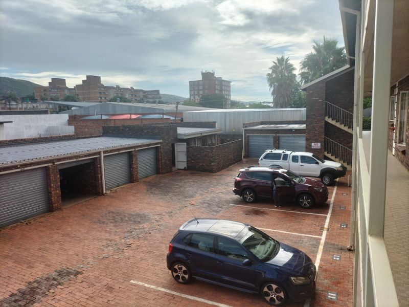 Lock-Up-and-Go Living: Perfect for Families or Investors! - Photo 3