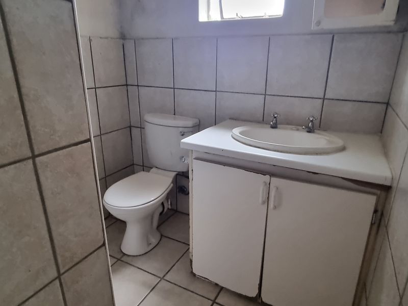 Adorable & Cozy Studio Unit - Photo 8