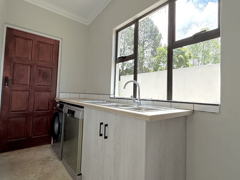 Move-In Ready Home with Modern Charm - Photo 9