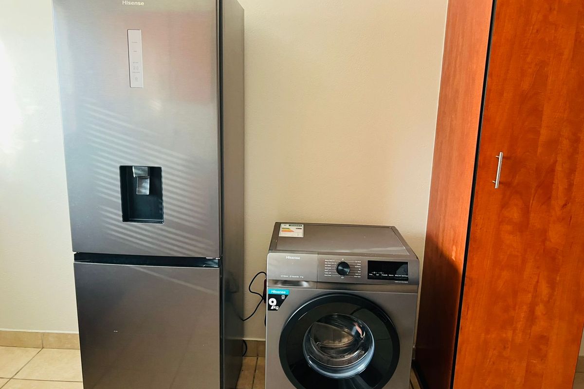 Move in Ready! - Photo 5