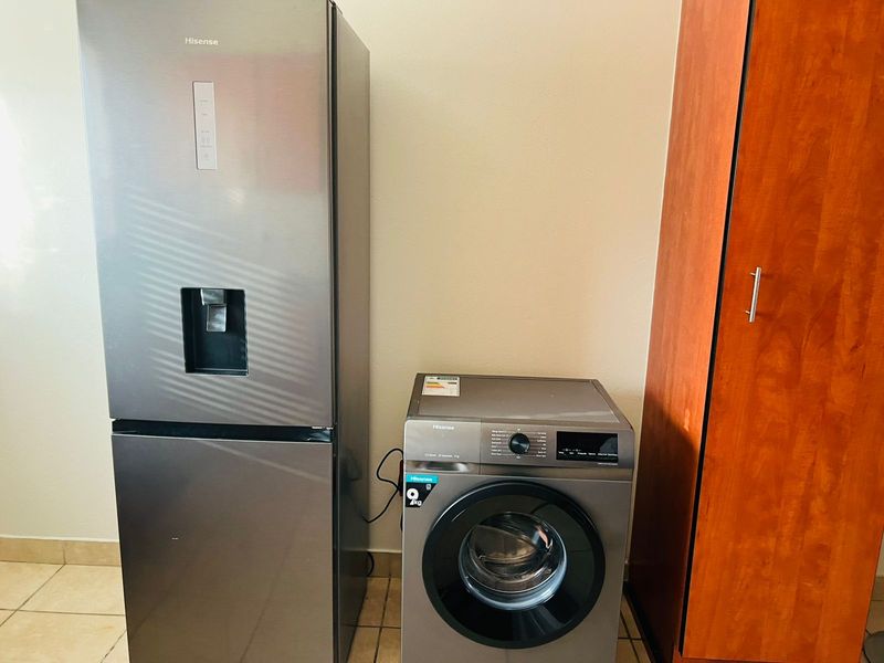 Move in Ready! - Photo 5