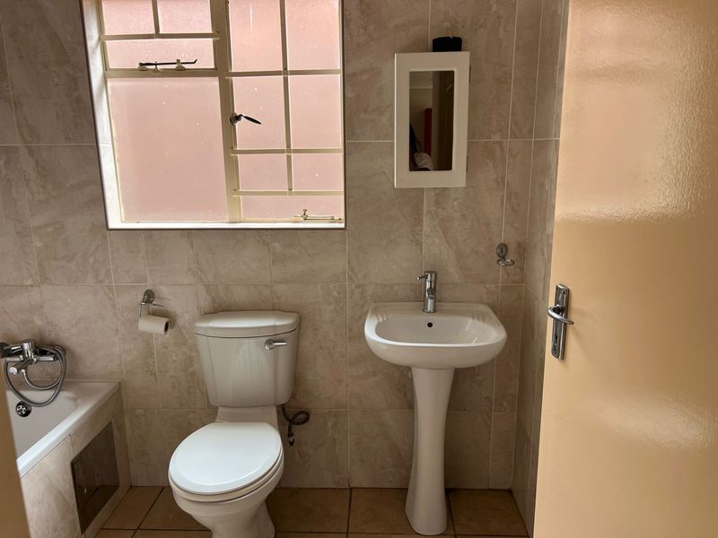 Move in Ready! - Photo 10