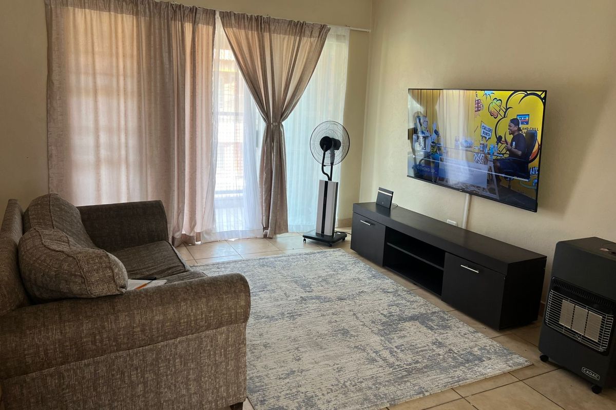 Move in Ready! - Photo 3