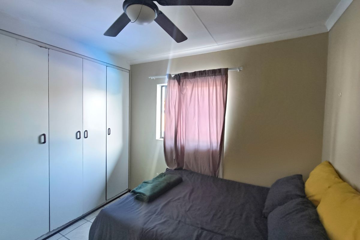 Coastal Comfort in the Heart of Meerensee - Photo 3