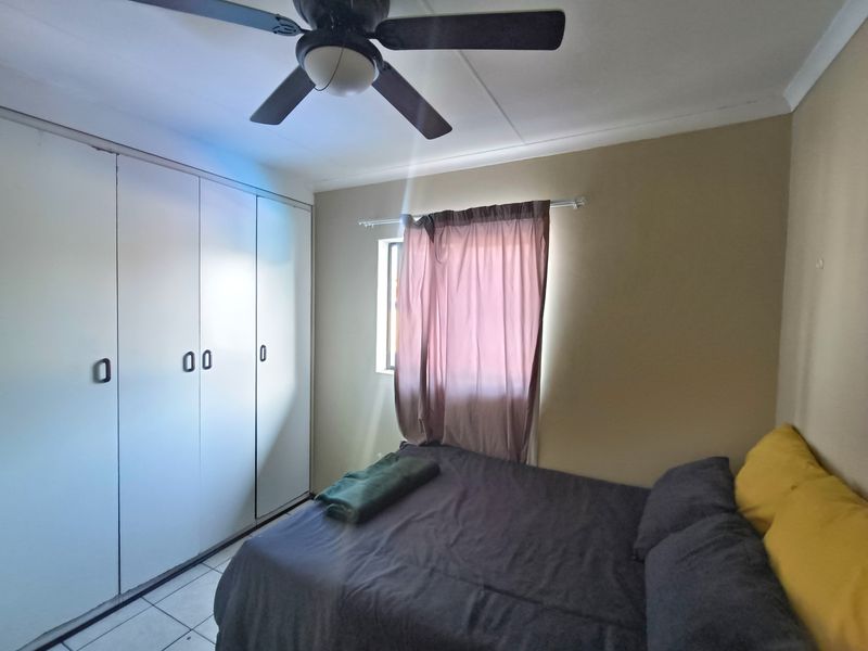 Coastal Comfort in the Heart of Meerensee - Photo 3