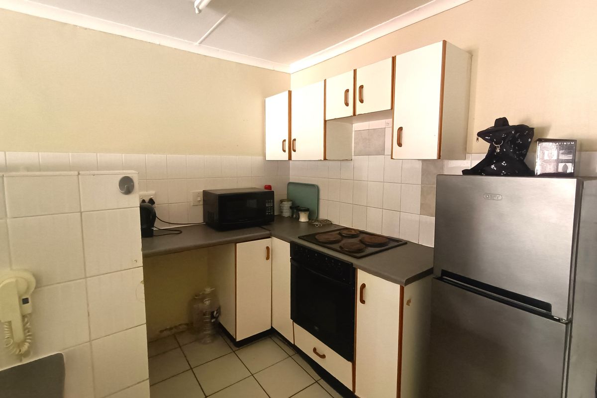 Coastal Comfort in the Heart of Meerensee - Photo 2