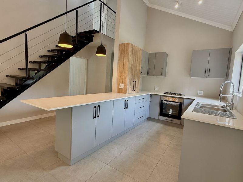 Amazing Value in Hilton – Brand-New Home Including VAT (No Transfer Duty!) - Photo 3