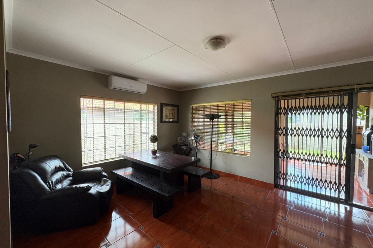 Most Popular!! - Photo 4