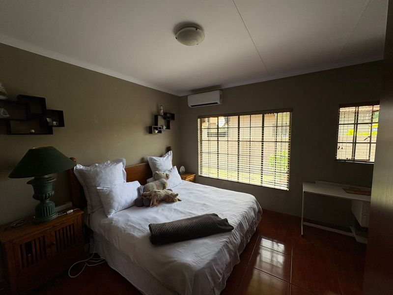 Most Popular!! - Photo 7