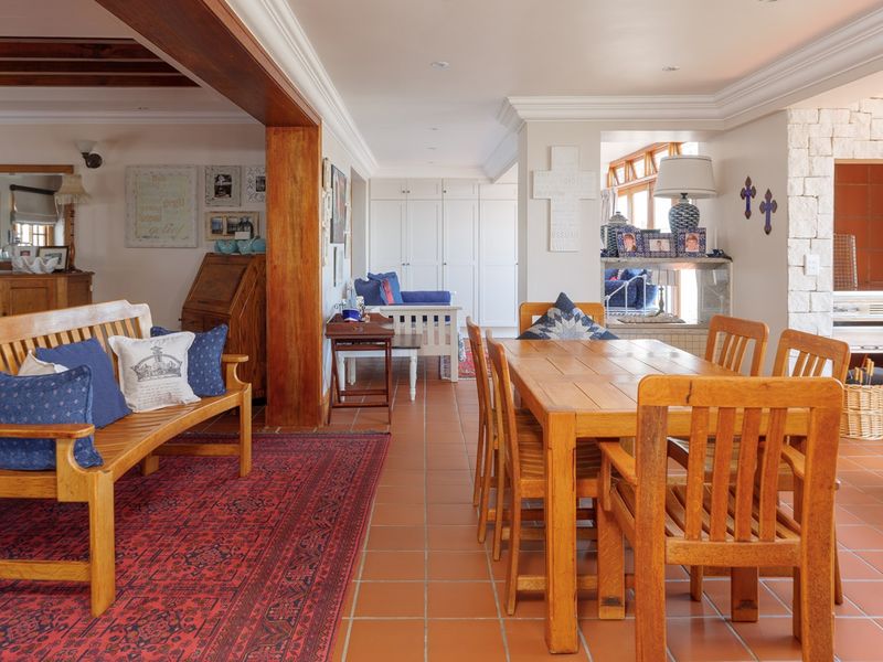 Magnificent Home with Superior Quality Finishes in Arniston - Photo 10