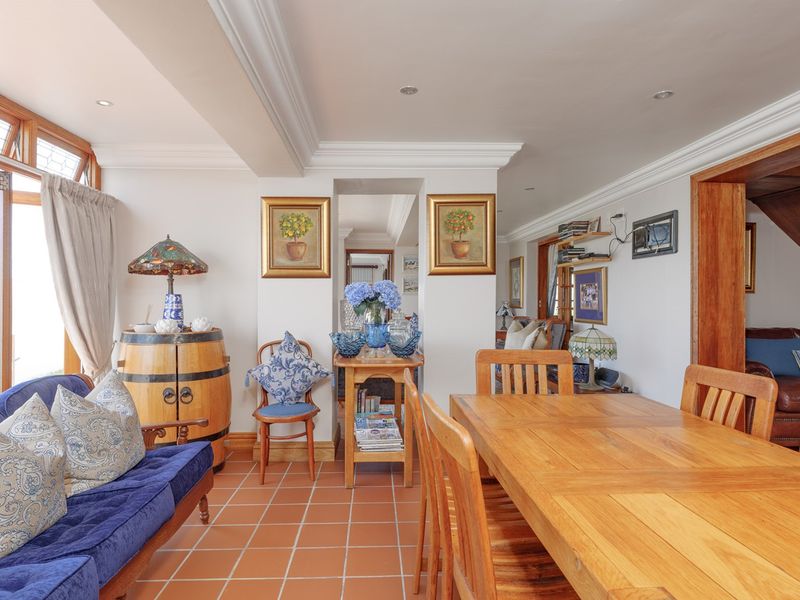 Magnificent Home with Superior Quality Finishes in Arniston - Photo 4