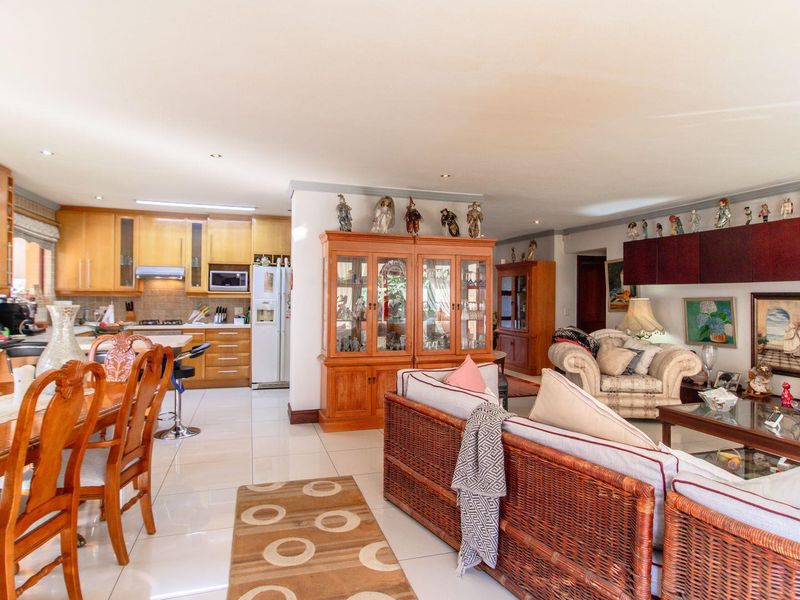 Stylish 3-Bedroom Home in Exclusive Vita Paz, Bedfordview - Photo 9