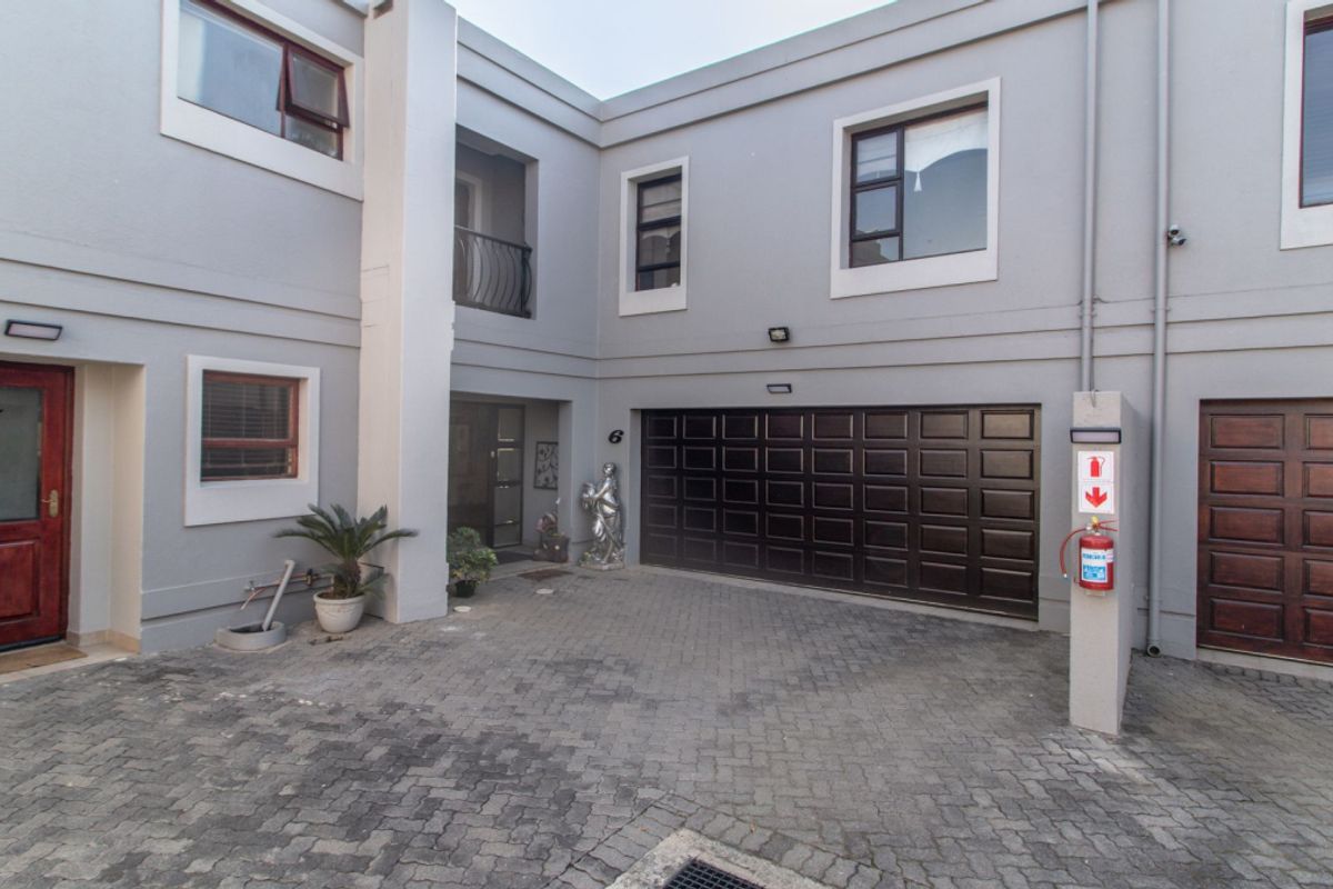 Stylish 3-Bedroom Home in Exclusive Vita Paz, Bedfordview - Photo 3