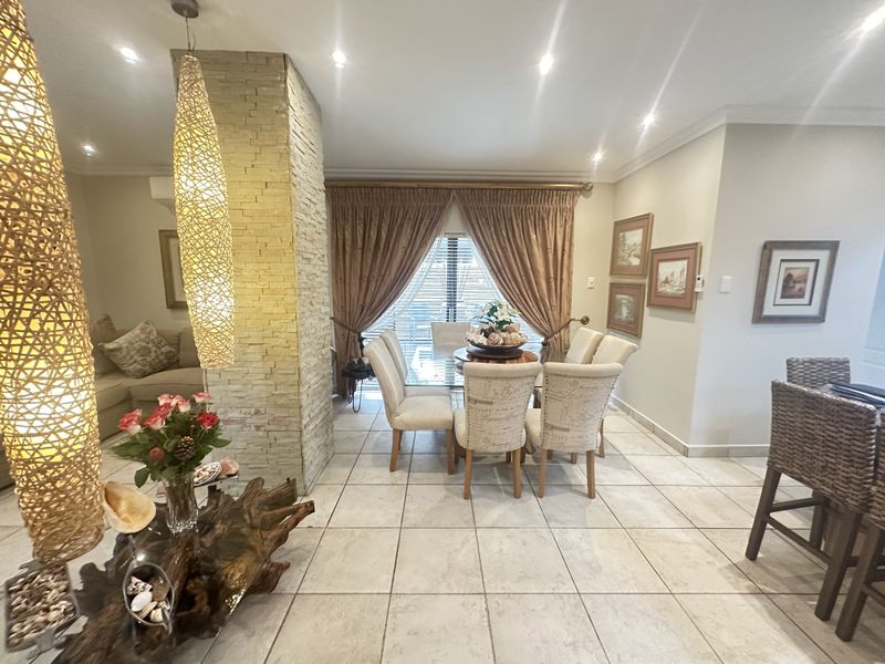 Entertainer's Delight with Private Beach Access Wilderness Garden Estate - Photo 7