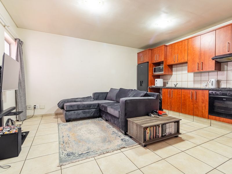 Modern Ground-Floor 1-Bedroom Apartment – Ideal Investment or First Home - Photo 4