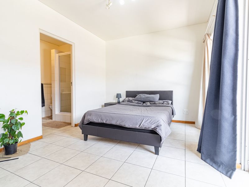 Modern Ground-Floor 1-Bedroom Apartment – Ideal Investment or First Home - Photo 8