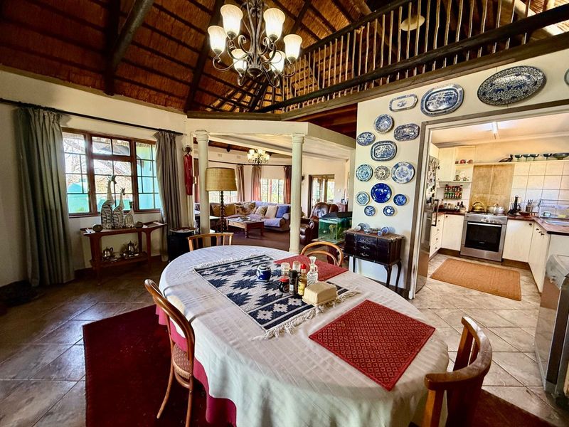 Stunning 3-Bedroom home with Cottage Office, and 4 Car Garage in Rosetta - Photo 7