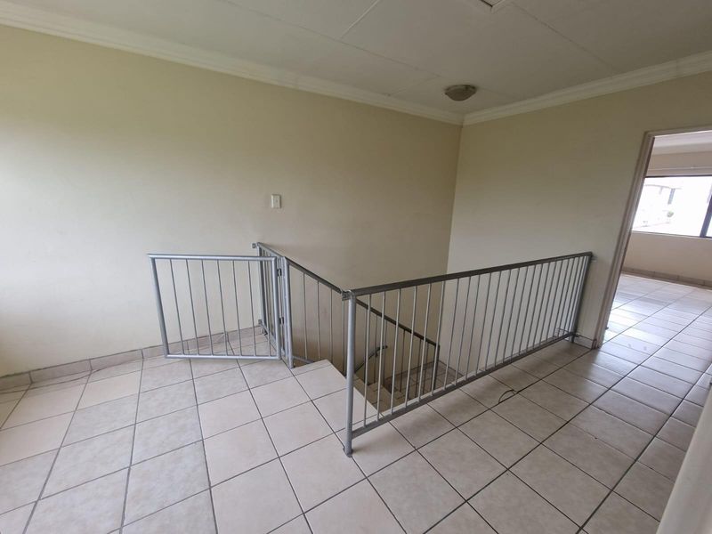 Sole mandate - 2-bedroom unit close to town with garage - Photo 8