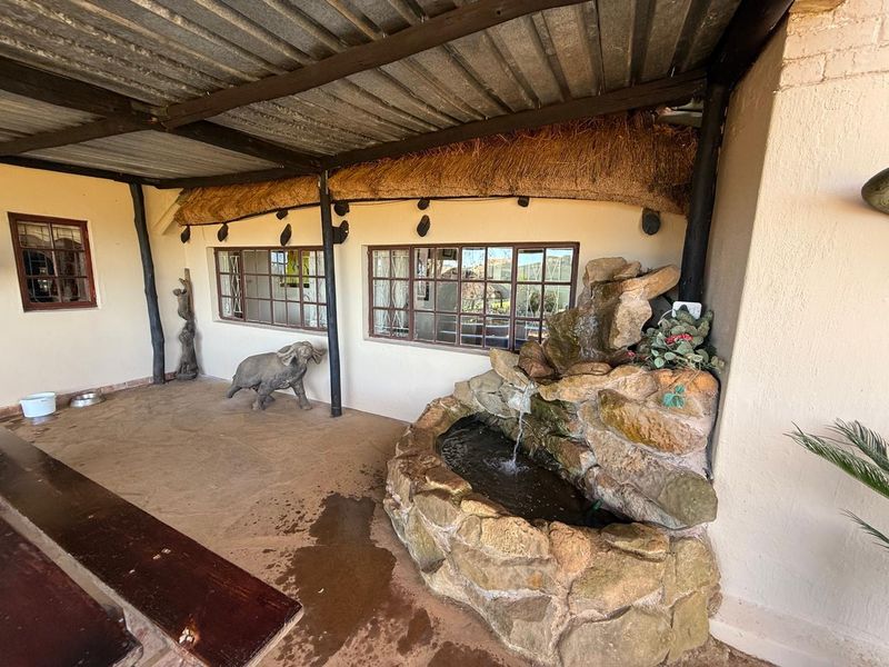 Midlands Lifestyle Farm with Forest, Views & Spring Water - Photo 9