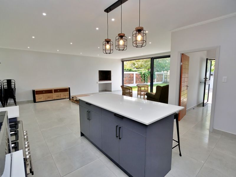 Stylish, Spacious, and Ready to Move In! - Photo 5