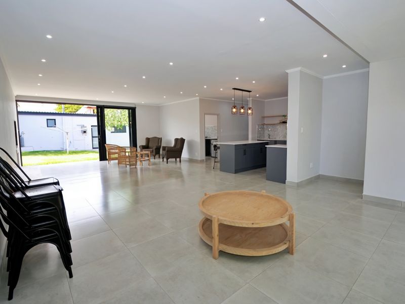 Stylish, Spacious, and Ready to Move In! - Photo 3