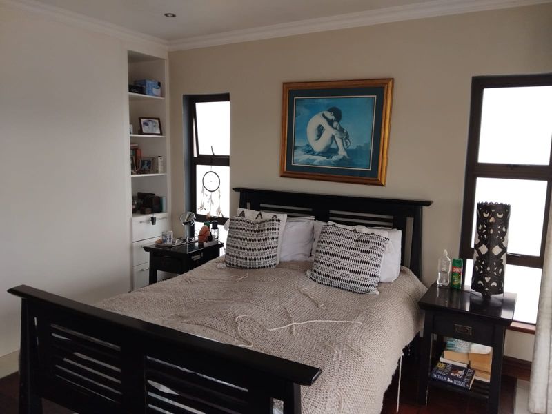 6 BEDROOM FOR SALE - Photo 6