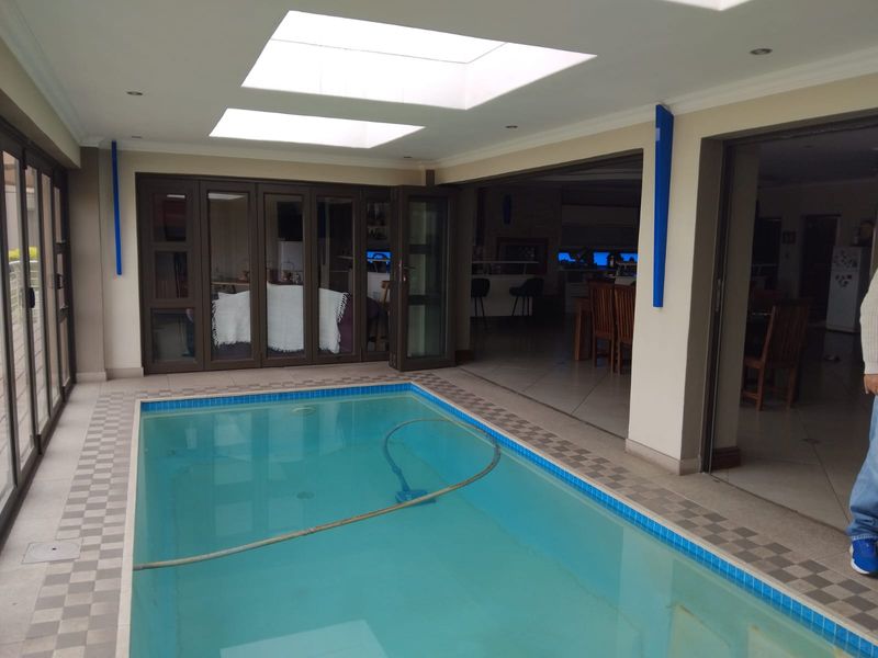 6 BEDROOM FOR SALE - Photo 4