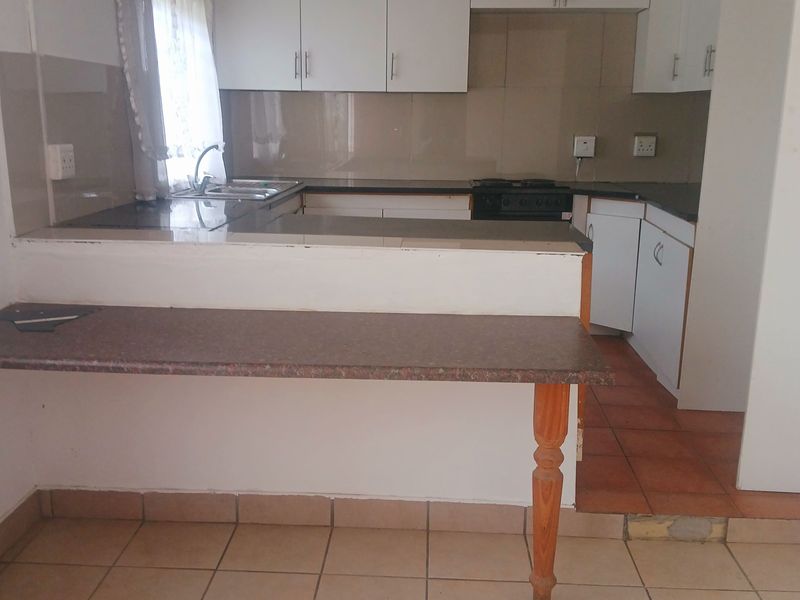 Garden cottage to rent in Epworth - Photo 2