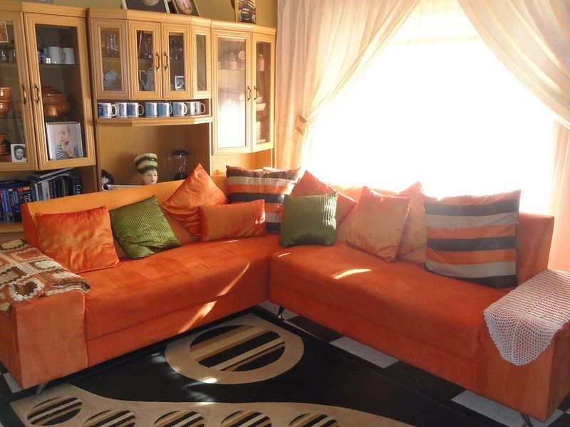 GREAT FAMILY HOME - Potchefstroom - For Sale - Photo 3