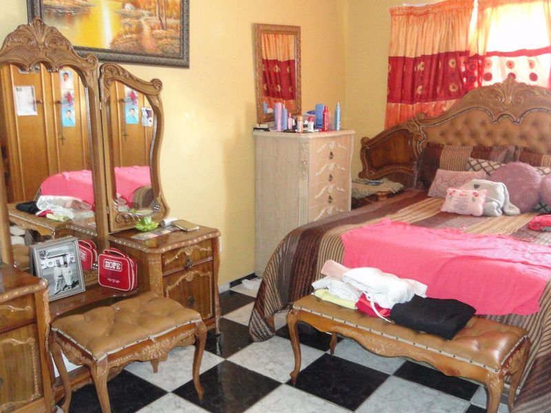 GREAT FAMILY HOME - Potchefstroom - For Sale - Photo 9