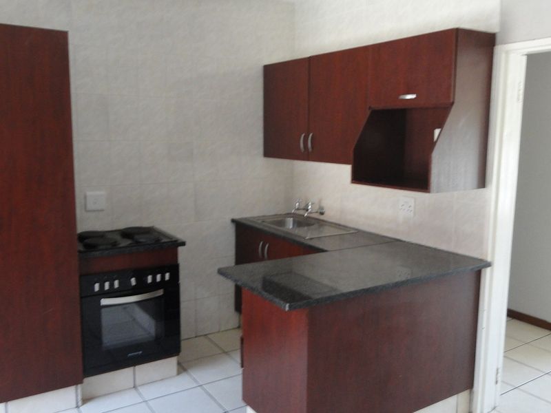 Beautiful upmarket one bedroom-student flat for sale - Photo 7