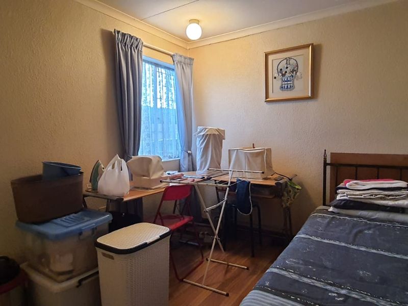 Lovely 2-Bed Townhouse in Safe Complex - Photo 10