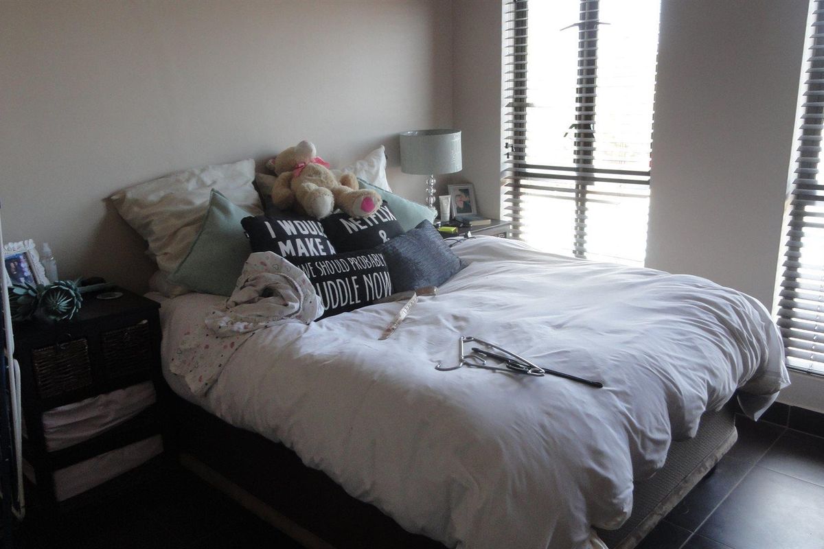 Very neat one - 1 bedroom flat for sale in Potchefstroom - Photo 4