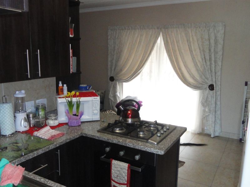 Modern one bedroom student apartment - Photo 3