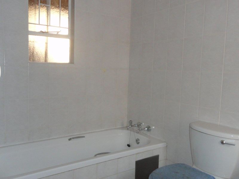Ruim een slaapkamer woonstel te koop - Photo 3