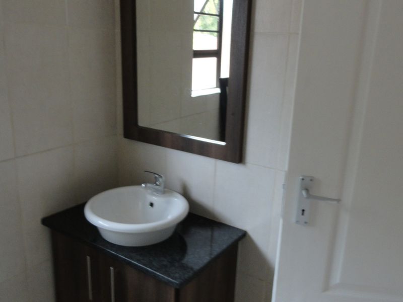 Upmarket one -  bedroom-student flat for sale - Potchefstroom - Photo 4