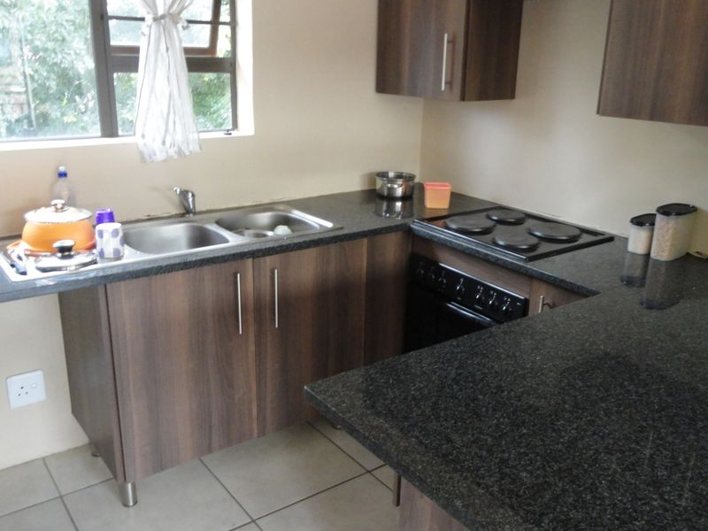 Upmarket one -  bedroom-student flat for sale - Potchefstroom - Photo 3