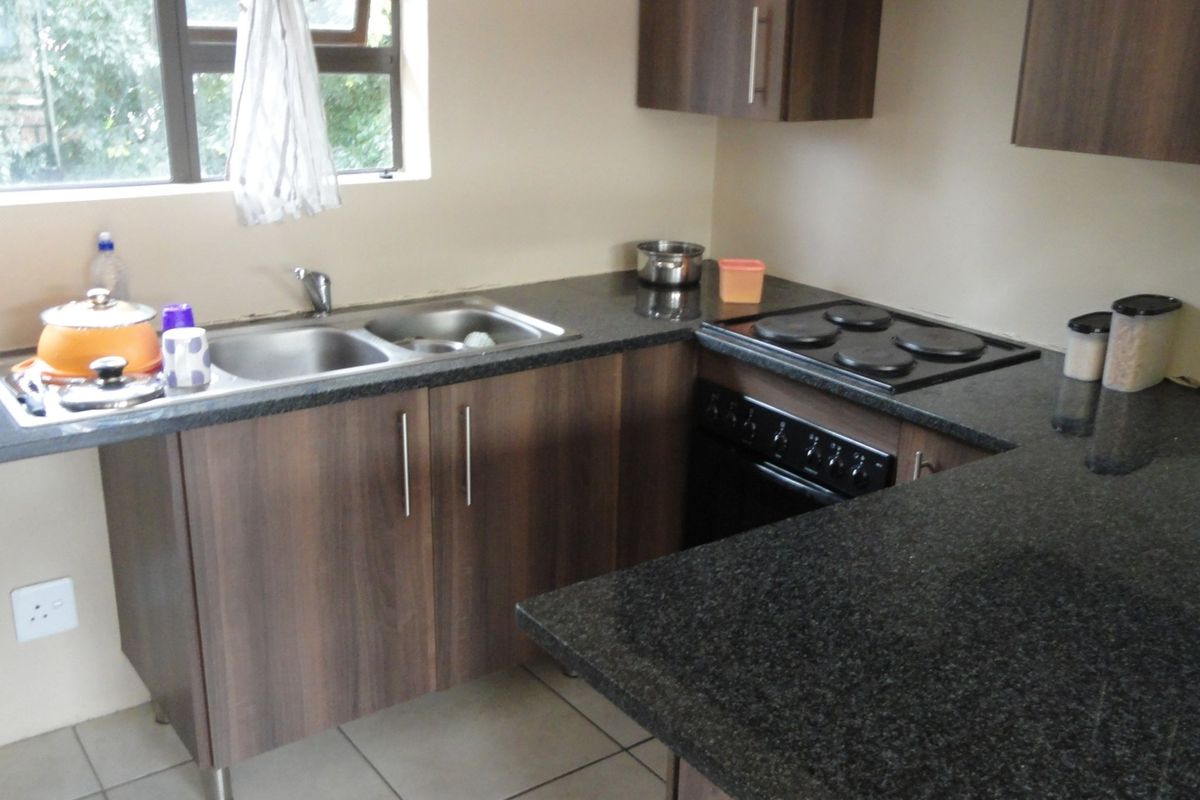 Upmarket one -  bedroom-student flat for sale - Potchefstroom - Photo 3